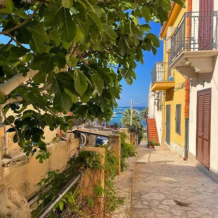 La Casetta Del Vicolo Castellammare del Golfo Exterior photo